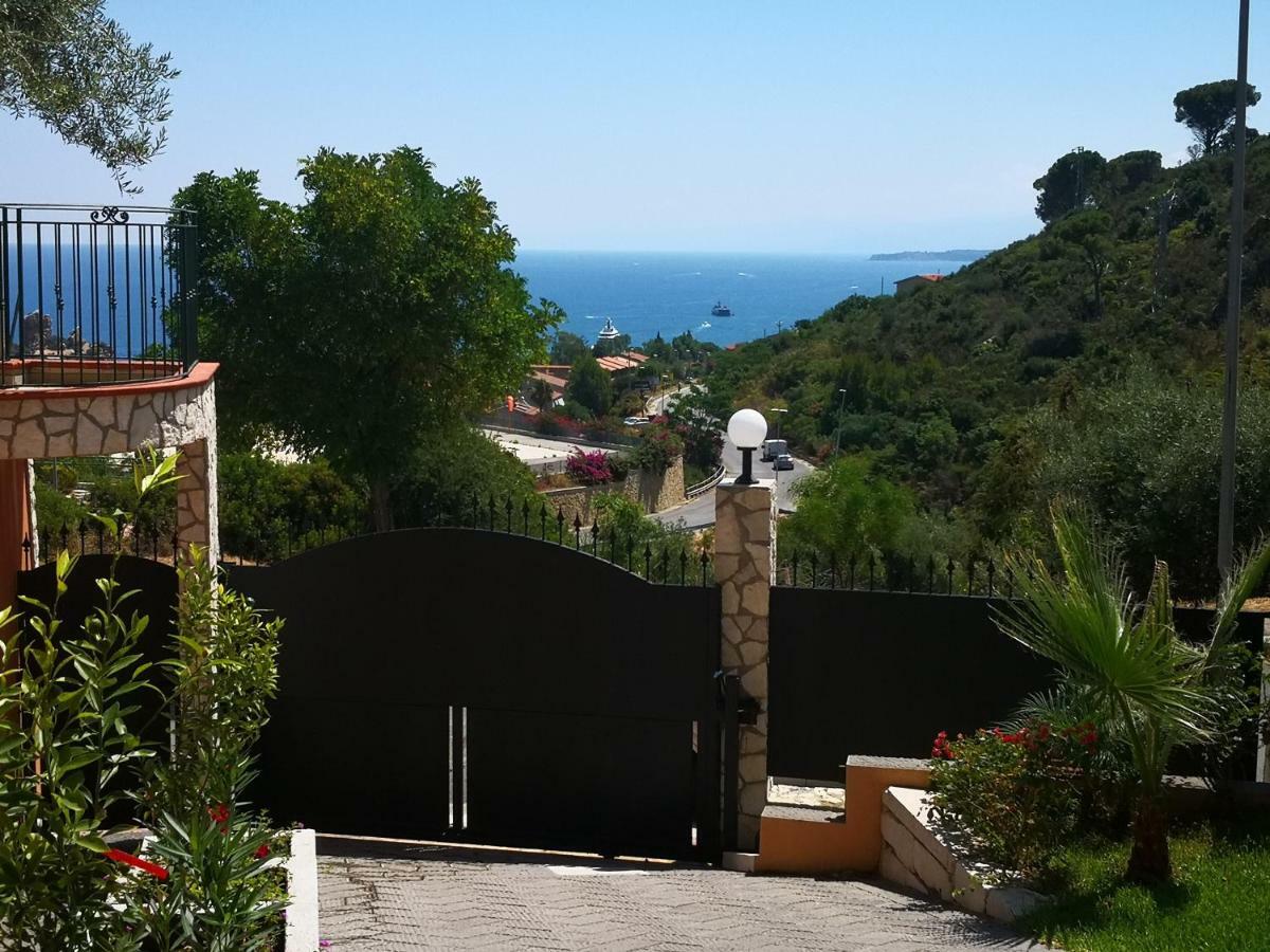 Villa Santa Barbara Чефалу Экстерьер фото